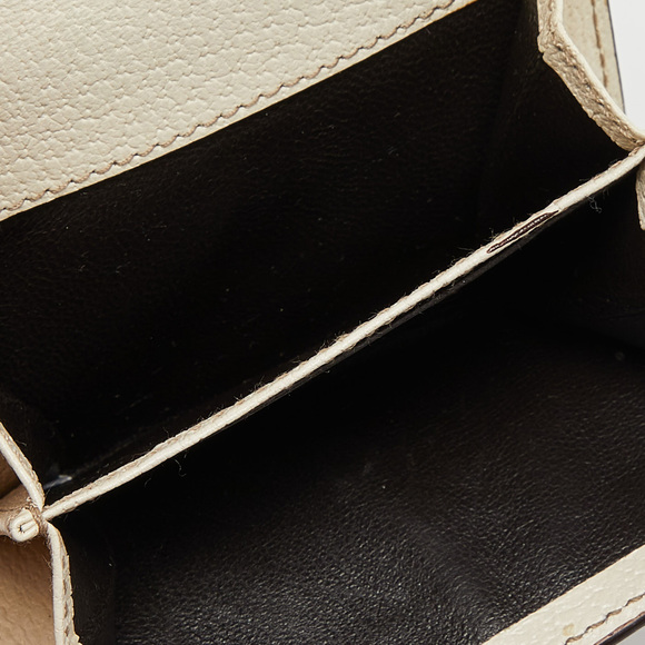 GUCCI Beige/Off White GG Canvas and Leather Compact Wallet - Picture 2 of 8